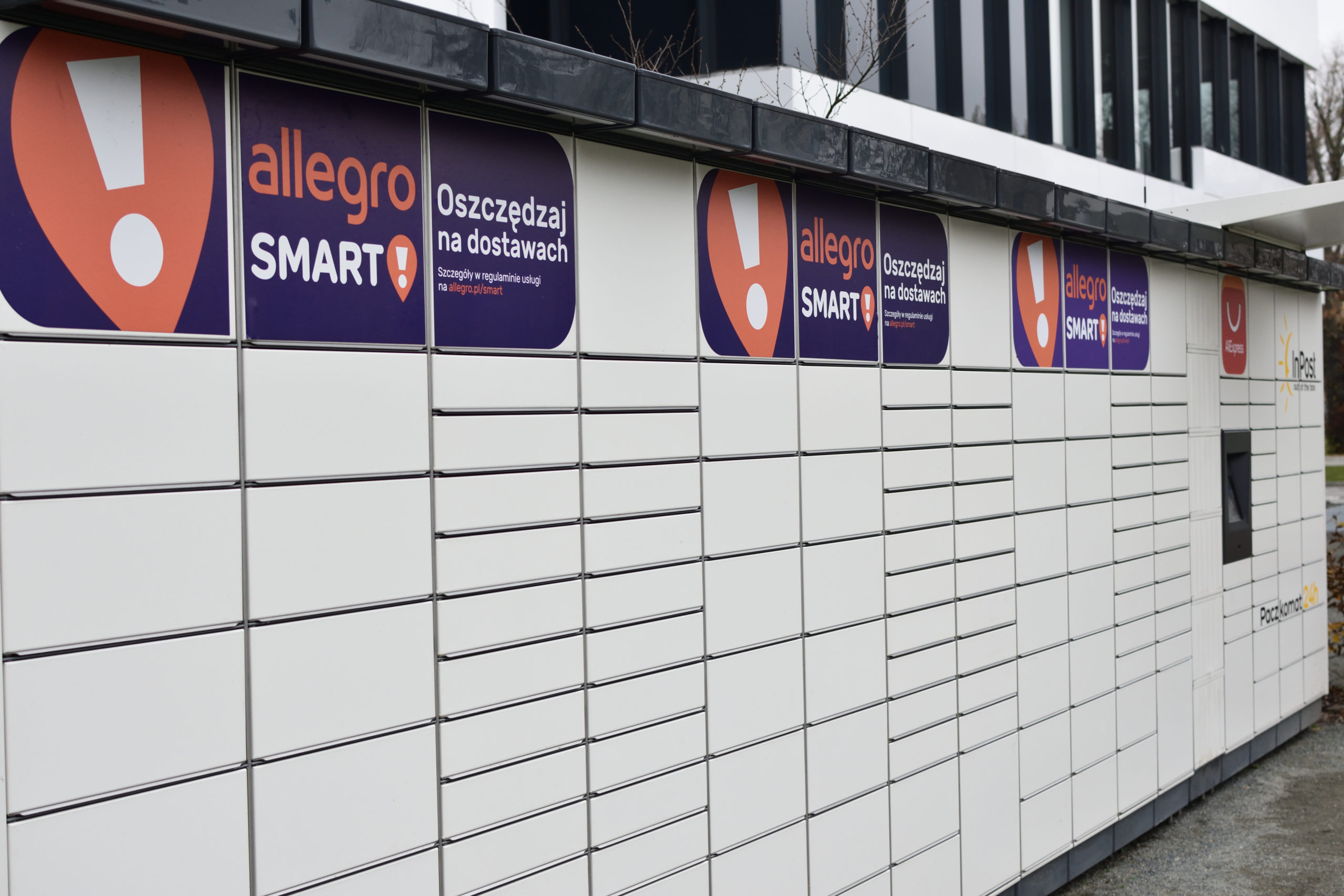 Polské Allegro kupuje české e-shopy Mall Group a kurýrní firmu WeDo.